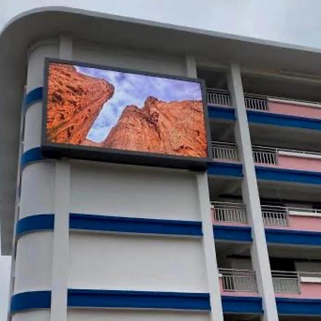 P10 outdoor LED technology Large 10ft × 18ft display size Durable metal cabinet construction High brightness for outdoor visibility Full-color RGB video display Supports advertisements, videos, images and text Modular cabinet design Easy installation and maintenance